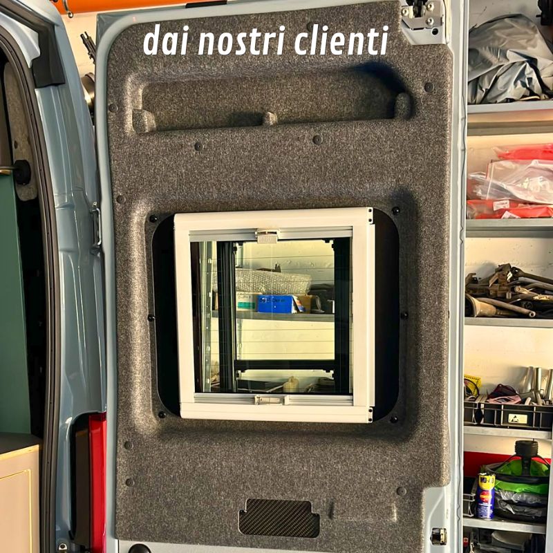 V-Flex per portelloni posteriori color antracite foto dai clienti