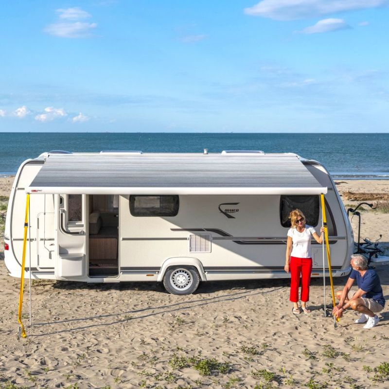 Fiamma F80S tendalini tetto per camper, furgoni, roulotte, minivan in uso