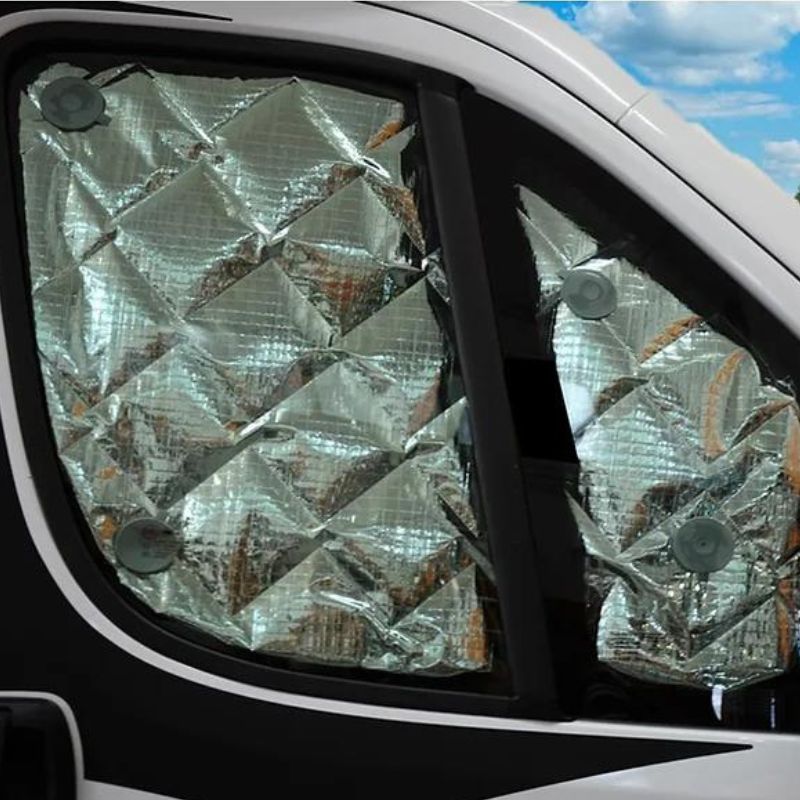 NRF oscuranti interni a ventosa per camper dettaglio 2