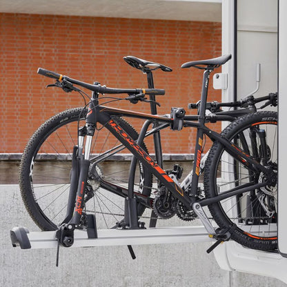 Thule Fork Mount Thru Axle in uso