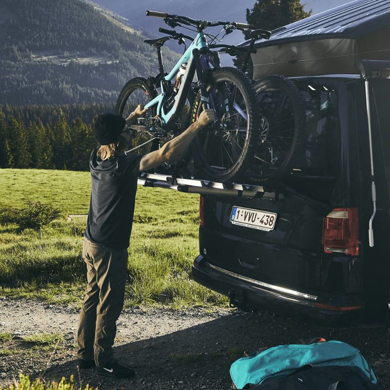 Thule WanderWay per VW T6 montato in uso