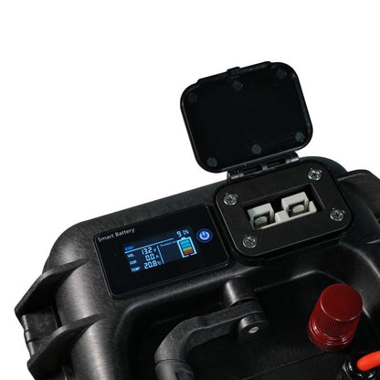 Ultimatron powerstation impermeabile 12V dettaglio display