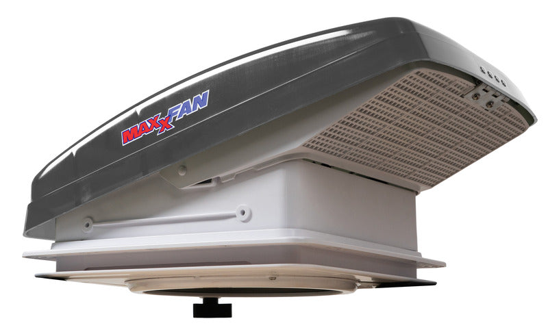 Airxcel MaxxFan Deluxe Compact 28x28 con cupola fumè aperta