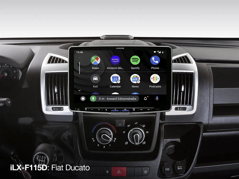Alpine Halo 11 montata sul cruscotto di un Fiat Ducato