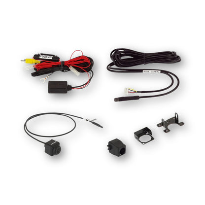 Contenuto della confezione della telecamera laterale Alpine HCE-CS1100: telecamera, supporti, prolunga e adattatore RCA