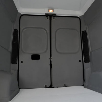 car fiberglass brnbi esempio portelloni e interno grigio