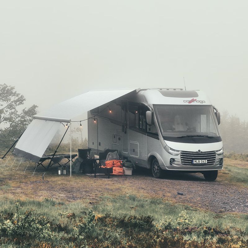 thule omnistor 9200 tendalino da tetto camper