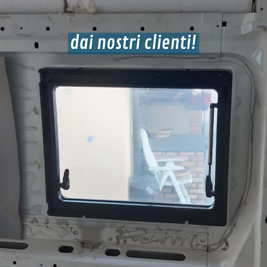 Dometic-Seitz S4 compasso dettaglio interno montata