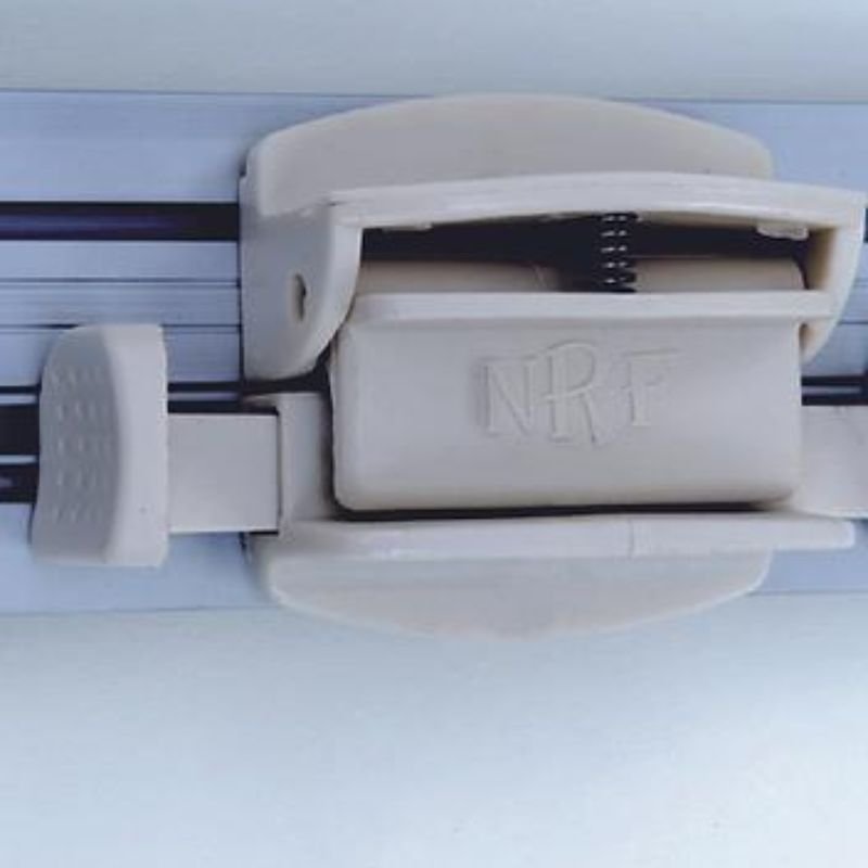 NRF Rollos Take-Up oscurante a cassetta dettaglio chiusura centrale