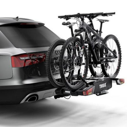 Thule Easy Fold XT 2 in uso con 2 bici