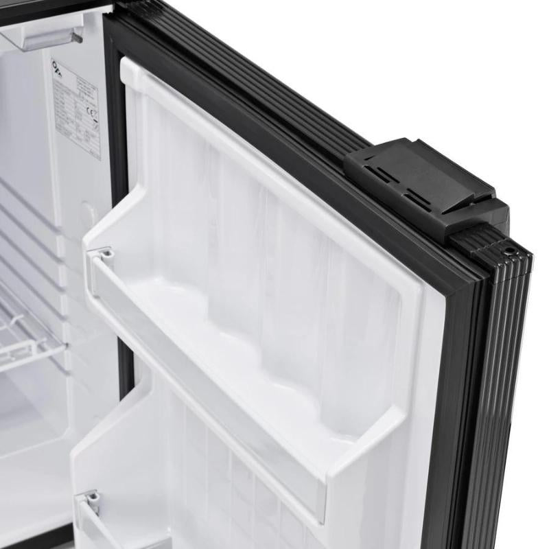 indel-b-cruise-85-dettaglio interno porta